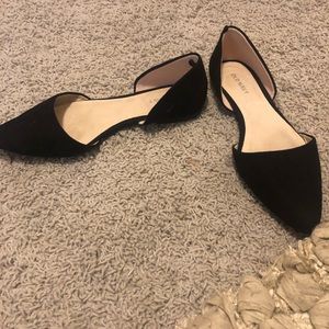 Black pointy flats